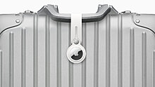 apple_airtag-accessories-luggage.jpg