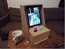 500x_custom_1284125355236_cardboardipadarcade_thumb.jpg