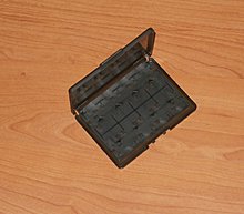 ps-vita-cutie-depozitare-14-jocuri-si-4-carduri-gri-3.jpg