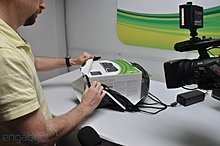slim-unboxing05-hands.jpg