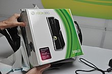 slim-unboxing07-hands.jpg