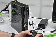 slim-unboxing48-hands.jpg