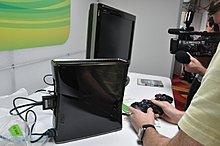 slim-unboxing49-hands.jpg